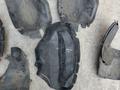 Подкрылок пластик задний левый правый за 10 000 тг. в Алматы