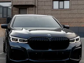 BMW 740