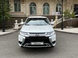 Mitsubishi Outlander 2022 года за 9 500 000 тг. в Астана