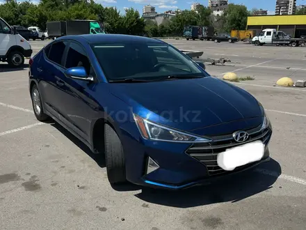 Hyundai Elantra 2018 года за 7 500 000 тг. в Алматы – фото 24