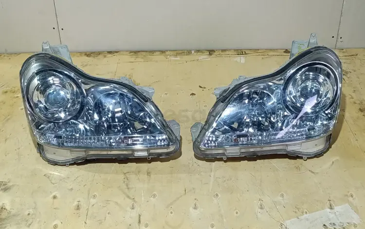 Фара передняя левая правая Xenon Toyota Crown Majesta S180 04-09гүшін45 000 тг. в Караганда