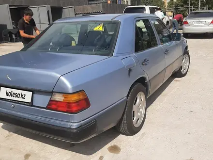 Mercedes-Benz E 230 1990 года за 1 700 000 тг. в Шымкент – фото 3