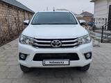 Toyota Hilux 2017 года за 16 600 700 тг. в Жанаозен