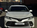 Toyota Camry 2018 года за 13 400 000 тг. в Кокшетау – фото 2
