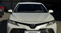 Toyota Camry 2018 года за 13 400 000 тг. в Кокшетау – фото 2