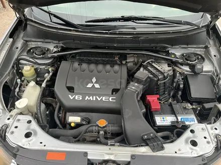 Mitsubishi Outlander 2006 года за 7 000 000 тг. в Алматы – фото 3