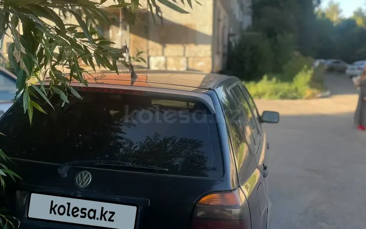 Volkswagen Golf 1995 годаүшін1 000 000 тг. в Усть-Каменогорск