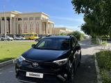 Toyota RAV4 2018 годаүшін12 350 000 тг. в Атырау