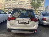 Mitsubishi Outlander 2019 годаүшін10 500 000 тг. в Астана – фото 2