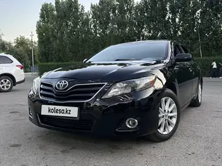 Toyota Camry, 2010