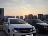 Toyota Camry 2015 года за 10 400 000 тг. в Шымкент – фото 5