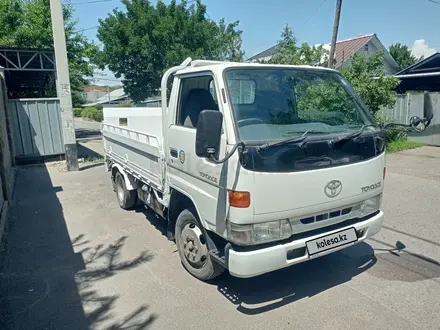 Toyota  Toyoace 1998 года за 9 500 000 тг. в Алматы