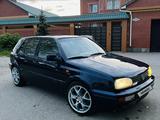 Volkswagen Golf 1993 годаfor3 500 000 тг. в Костанай