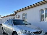 Toyota Camry 2004 года за 7 600 000 тг. в Жанаозен – фото 3