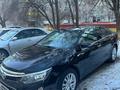 Toyota Camry 2018 года за 13 100 000 тг. в Уральск – фото 3