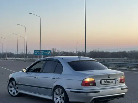 BMW 528 1996 года за 3 500 000 тг. в Алматы – фото 2