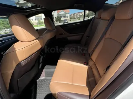 Lexus ES 250 2018 годаүшін21 000 000 тг. в Актау – фото 12