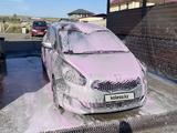 Kia Carens 2014 года за 6 700 000 тг. в Алматы