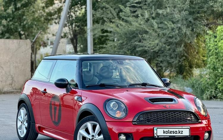 Mini Hatch 2013 г.
