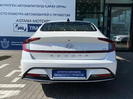 Hyundai Sonata 2020 года за 15 912 000 тг. в Алматы – фото 6