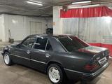 Mercedes-Benz E 300 1992 года за 1 350 000 тг. в Астана – фото 5