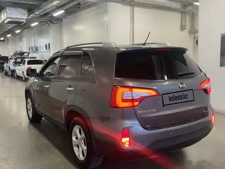 Kia Sorento 2014 года за 8 500 000 тг. в Астана – фото 4