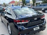 Hyundai Sonata 2018 годаfor6 900 000 тг. в Актобе – фото 4