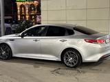 Kia Optima 2017 года за 7 950 000 тг. в Алматы – фото 4