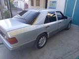 Mercedes-Benz E 230 1992 годаfor1 700 000 тг. в Туркестан – фото 4