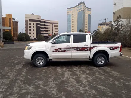 Toyota Hilux 2012 года за 8 000 000 тг. в Актау – фото 2