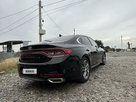 Hyundai Grandeur 2018 года за 9 600 000 тг. в Тараз – фото 2
