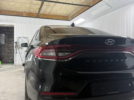 Hyundai Grandeur 2018 года за 9 600 000 тг. в Тараз – фото 5