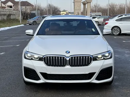 BMW 520 2022 года за 34 000 000 тг. в Шымкент – фото 2