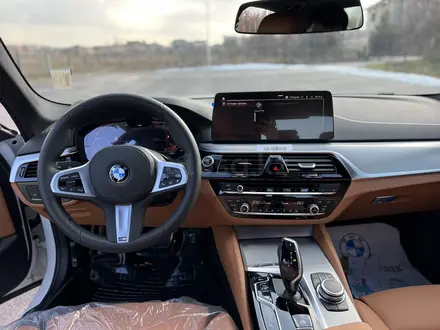 BMW 520 2022 года за 34 000 000 тг. в Шымкент – фото 5