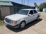 Mercedes-Benz E 200 1991 года за 1 100 000 тг. в Тараз – фото 2