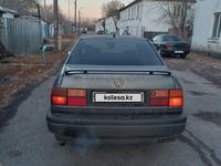 Volkswagen Vento 1992 годаfor1 150 000 тг. в Караганда