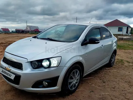 Chevrolet Aveo 2014 года за 3 000 000 тг. в Петропавловск – фото 2