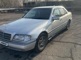 Mercedes-Benz C 230 1997 года за 2 100 000 тг. в Караганда