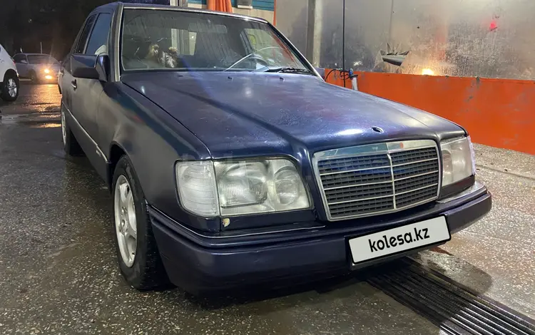 Mercedes-Benz E 320 1991 года за 1 200 000 тг. в Алматы