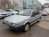 Volkswagen Passat 1989 года за 900 000 тг. в Алматы