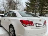 Chevrolet Cruze 2014 годаүшін5 400 000 тг. в Риддер – фото 4