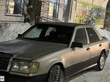 Mercedes-Benz E 230 1989 года за 1 000 000 тг. в Астана – фото 2