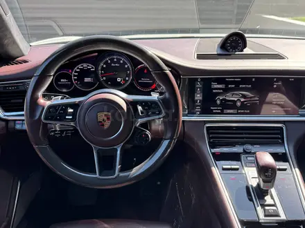 Porsche Panamera 2017 года за 55 000 000 тг. в Алматы – фото 24
