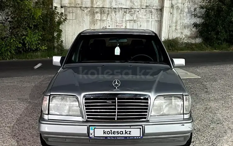 Mercedes-Benz E 320 1994 годаүшін1 800 000 тг. в Шымкент