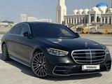 Mercedes-Benz S 580 2022 года за 97 000 000 тг. в Астана