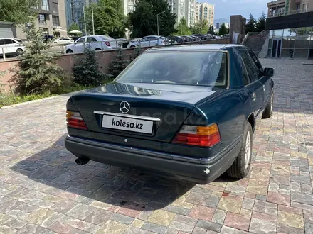 Mercedes-Benz E 220 1995 года за 3 000 000 тг. в Алматы – фото 6