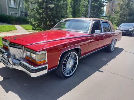 Cadillac Brougham 1989 года за 24 000 000 тг. в Алматы – фото 11