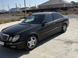 Mercedes-Benz E 320 2002 года за 4 500 000 тг. в Атырау – фото 2