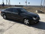 Mercedes-Benz E 320 2002 года за 4 500 000 тг. в Атырау – фото 4