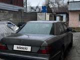 Mercedes-Benz E 280 1993 года за 1 000 000 тг. в Алматы – фото 2